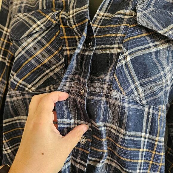 Sam Edelman Plaid Button-Down Shirt - Picture 3 of 8